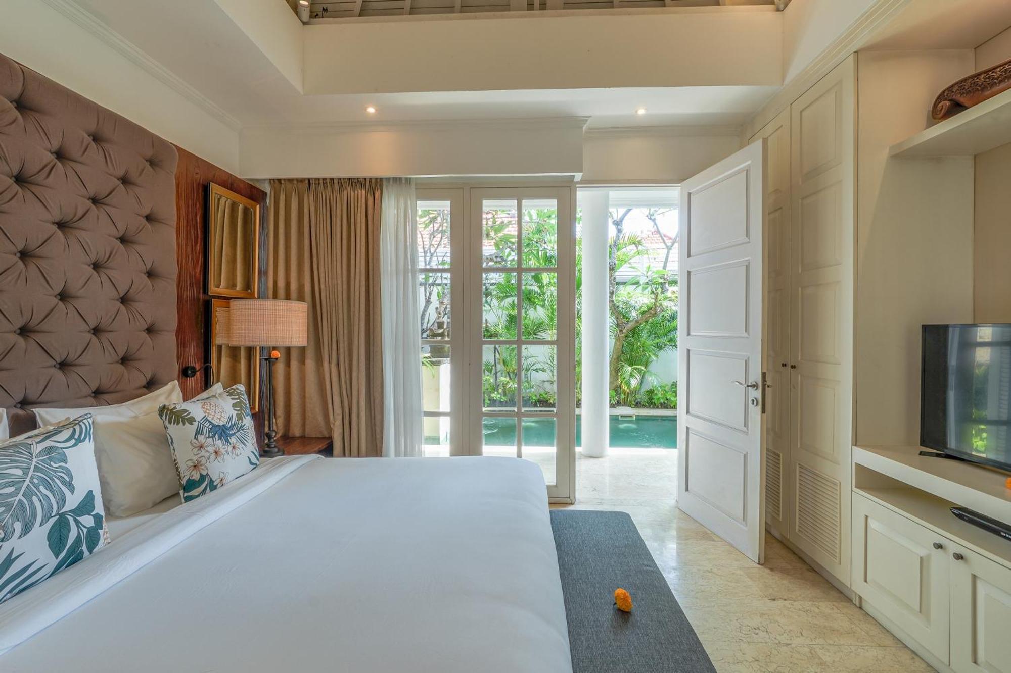 Mosan House - Unique Art-Filled Gem In Perfect Location A Short Walk From The Beach Or Seminyak Square Including Ac Office For Remote Working Exterior foto