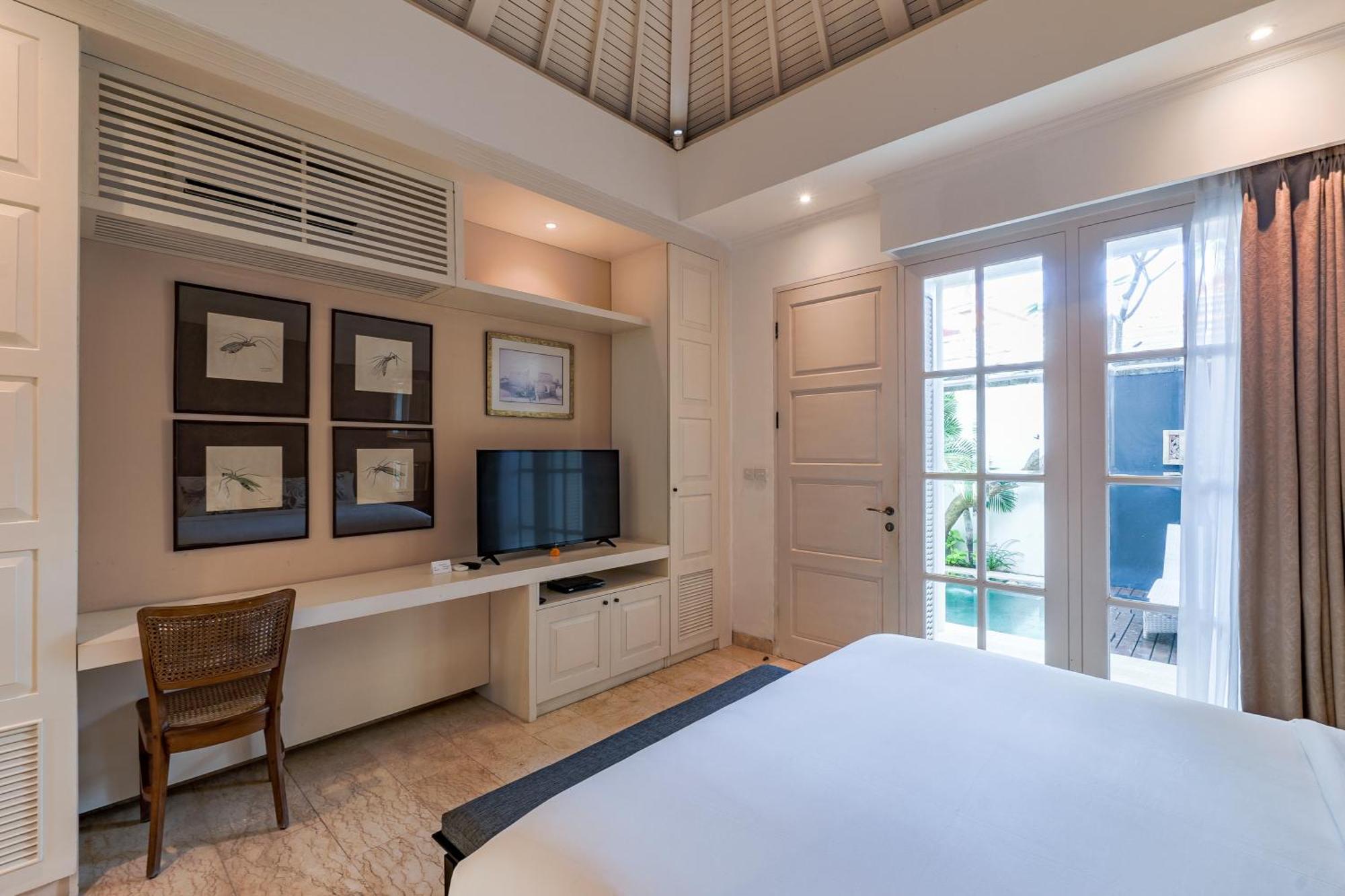 Mosan House - Unique Art-Filled Gem In Perfect Location A Short Walk From The Beach Or Seminyak Square Including Ac Office For Remote Working Exterior foto