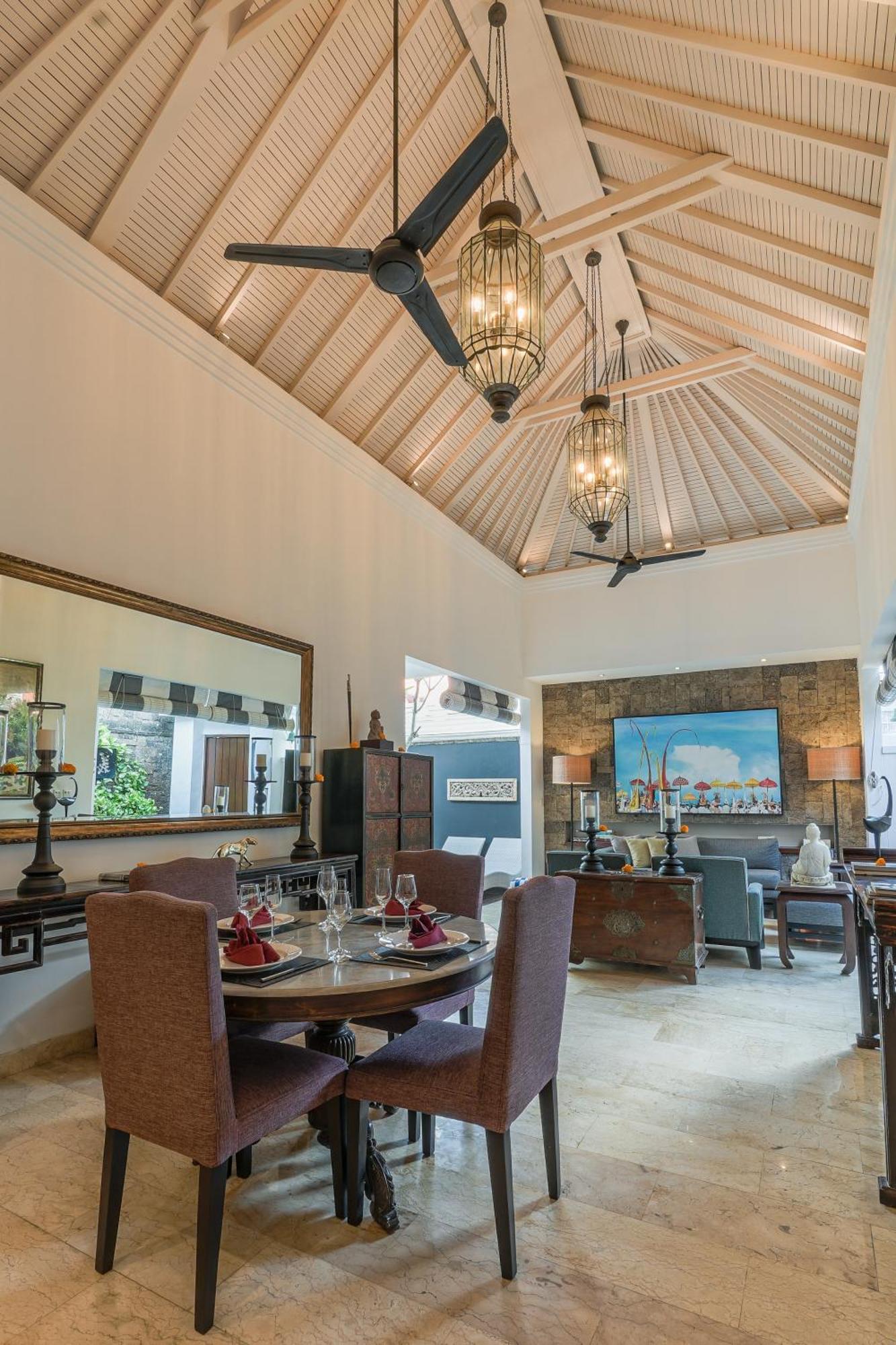 Mosan House - Unique Art-Filled Gem In Perfect Location A Short Walk From The Beach Or Seminyak Square Including Ac Office For Remote Working Exterior foto